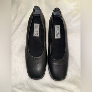 Azaleia Common Sense Comfort Black Leather Square-Toe Heels